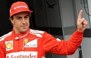 Fernando Alonso festeggia vittoria