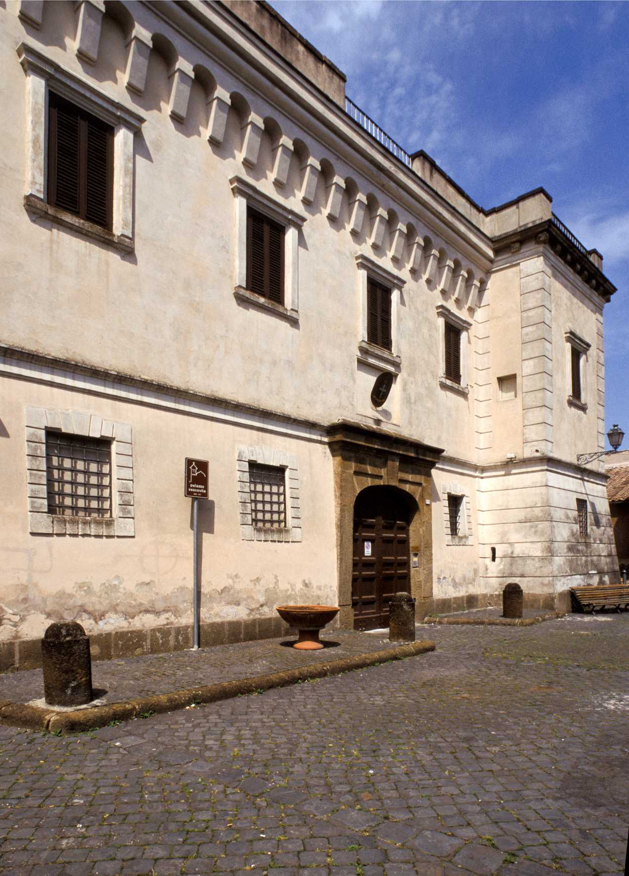 Lettera di Martinelli sul giorno di digiuno e preghiera pro Siria palazzo vescovile frascati