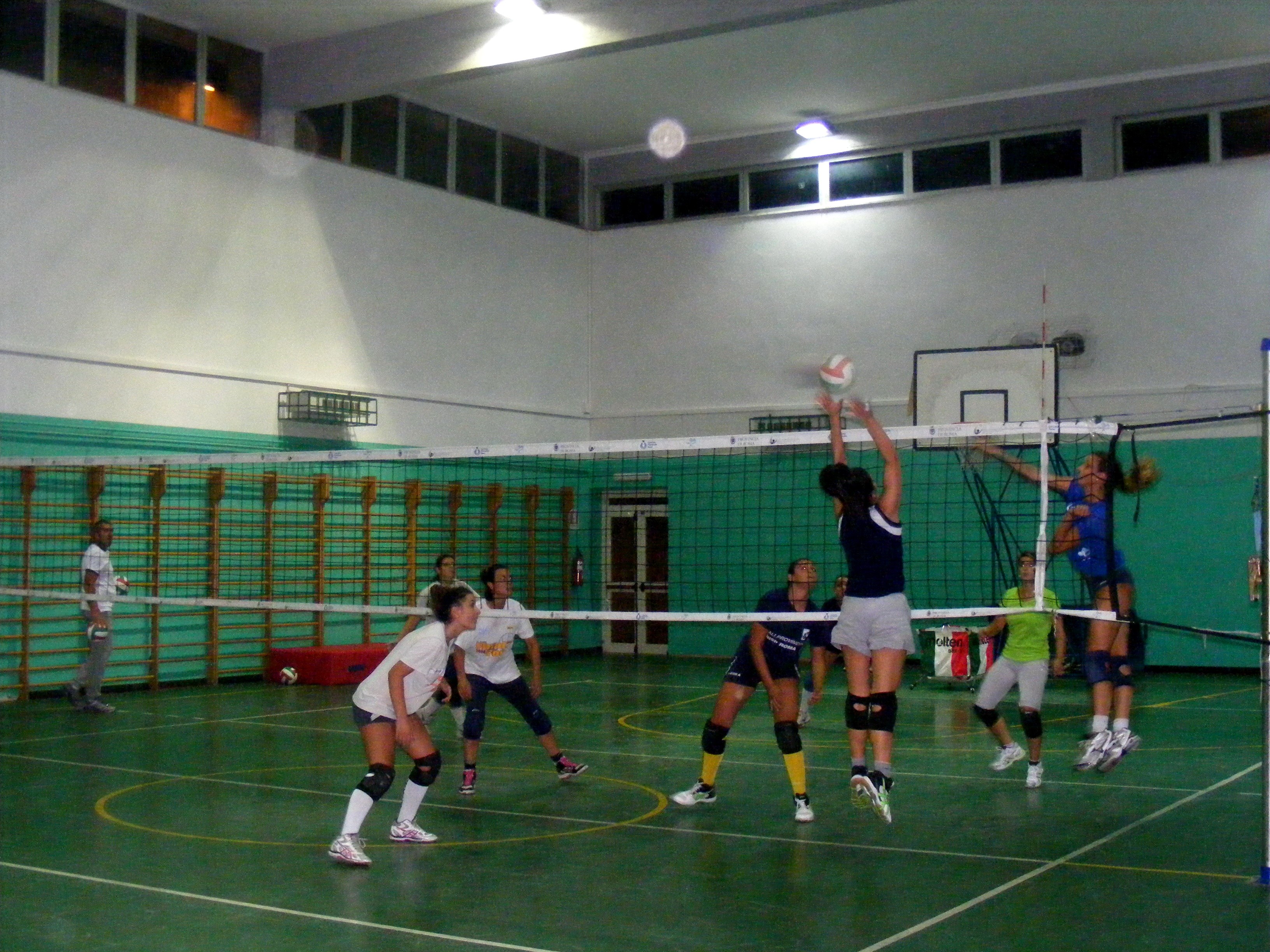 La Rosavolley Velletri si prepara all’esordio stagionale a Pomezia Rosavolley Velletri