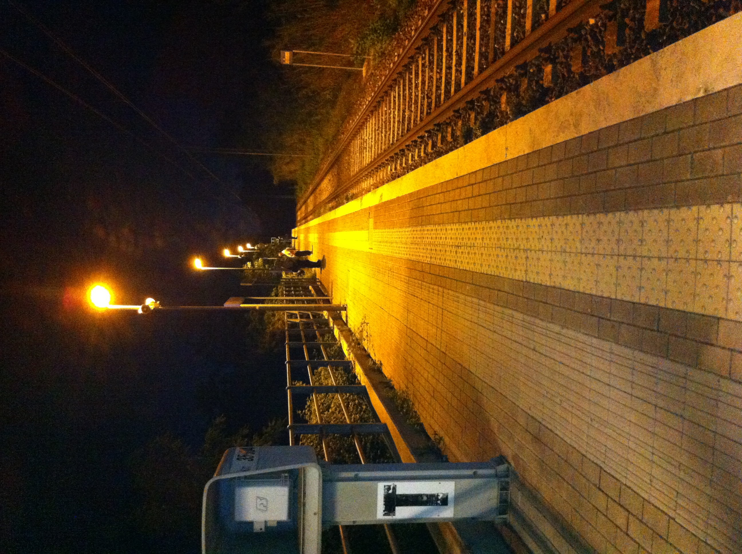 Nuova illuminazione alla Stazione San Gennaro di Genzano Stazione San Gennaro Genzano illuminata
