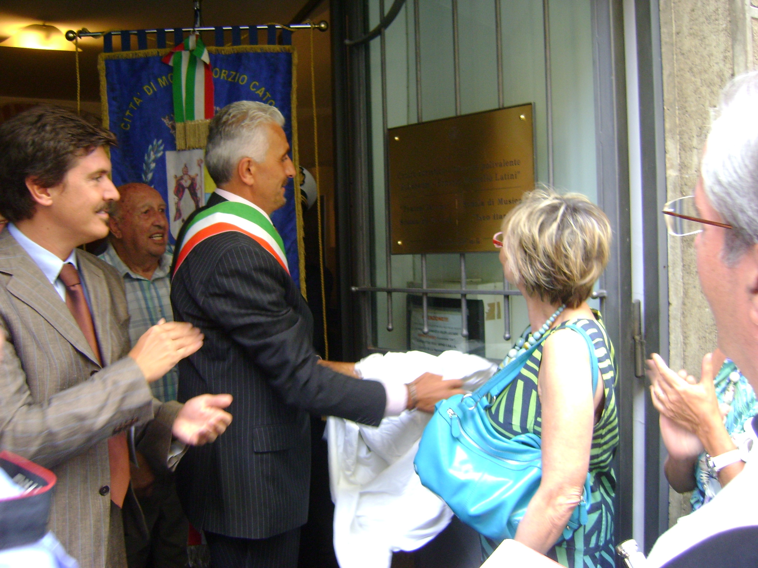 Monte Porzio Catone inaugura centro turistico polivalente Ernesto Latini Targa Ernesto Latini Monte Porzio Catone