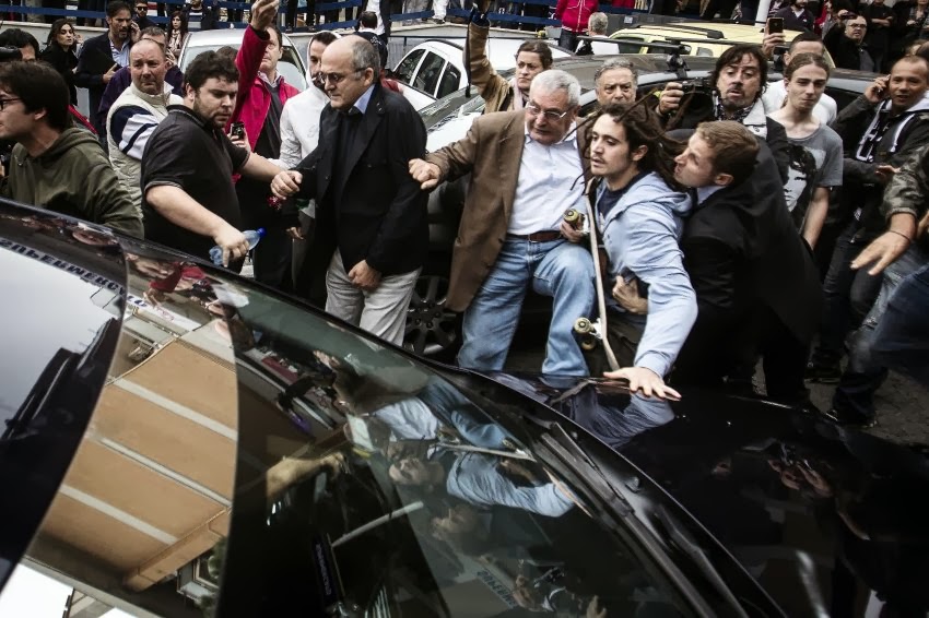 Fratelli d’Italia su funerali Priebke, “Atteggiamento strumentale di Marini” Funerali Priebke