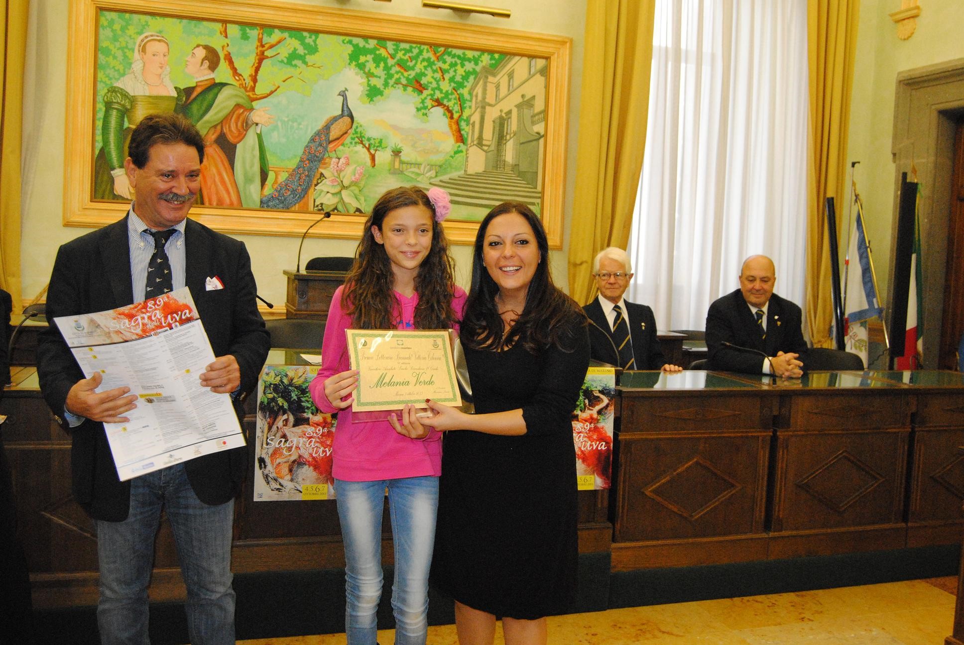 La giovanissima Melania Verde vince il premio di poesia Vittoria Colonna Melania Verde Premio Vittoria Colonna