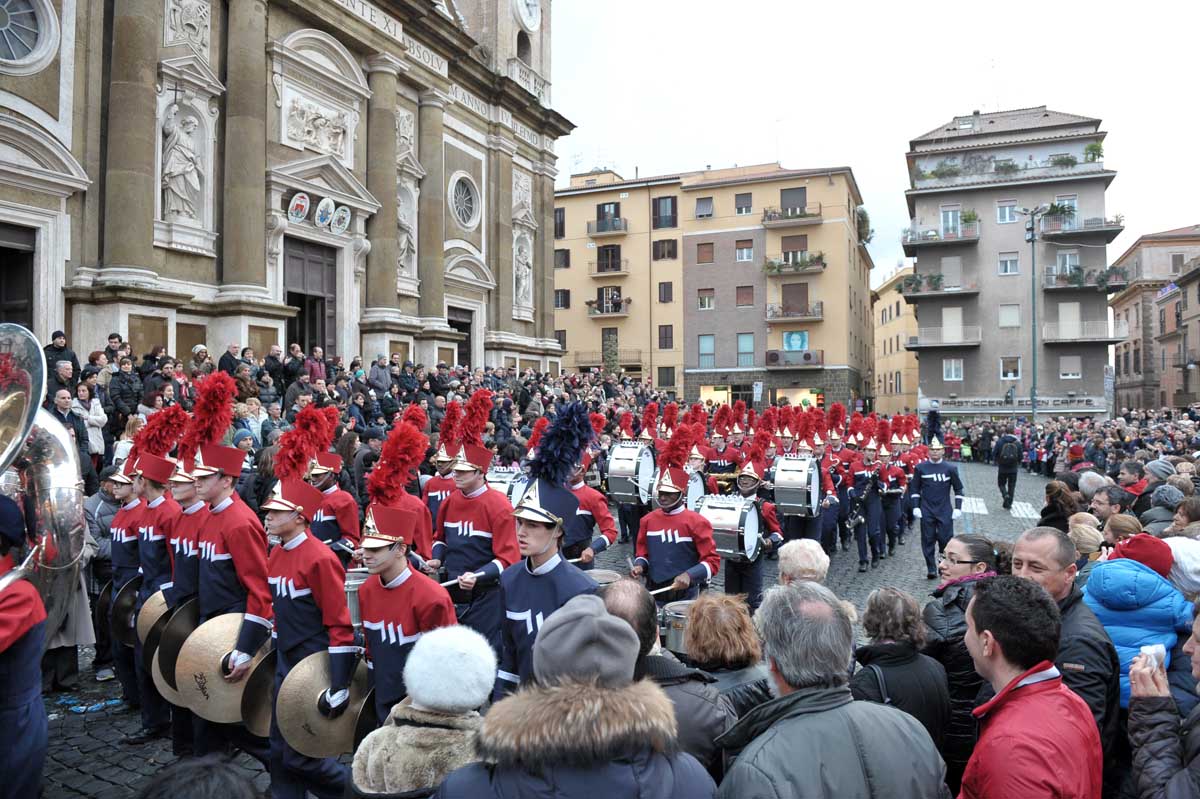 A Frascati grande successo delle marching band streetshow a frascati 29 dicembre 2013
