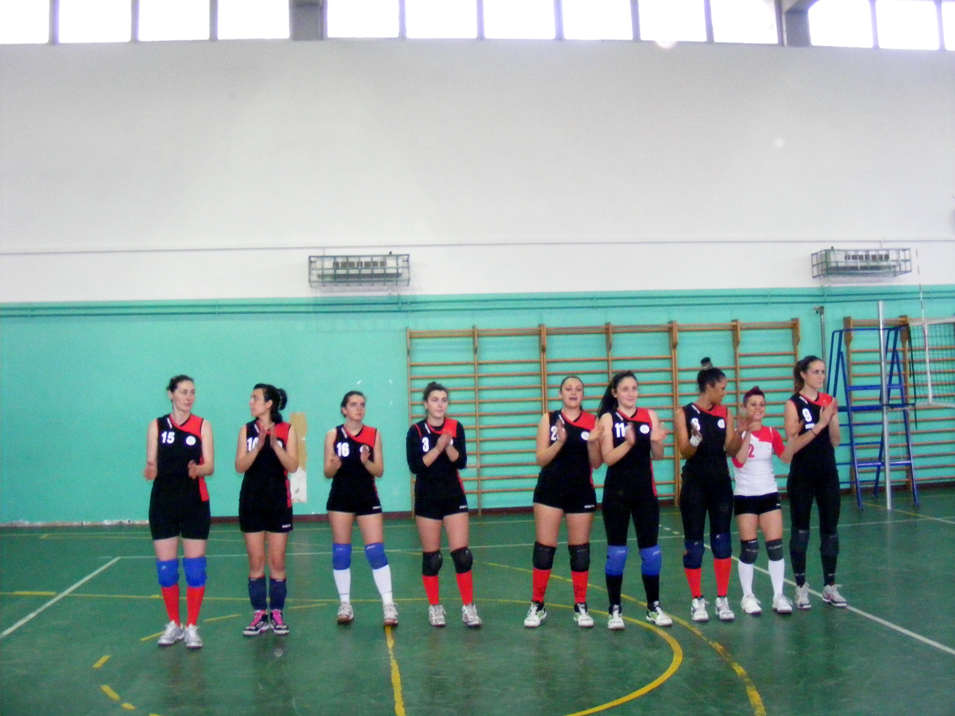 Rosavolley, perde la prima squadra e vince la Terza Divisione rosavolley