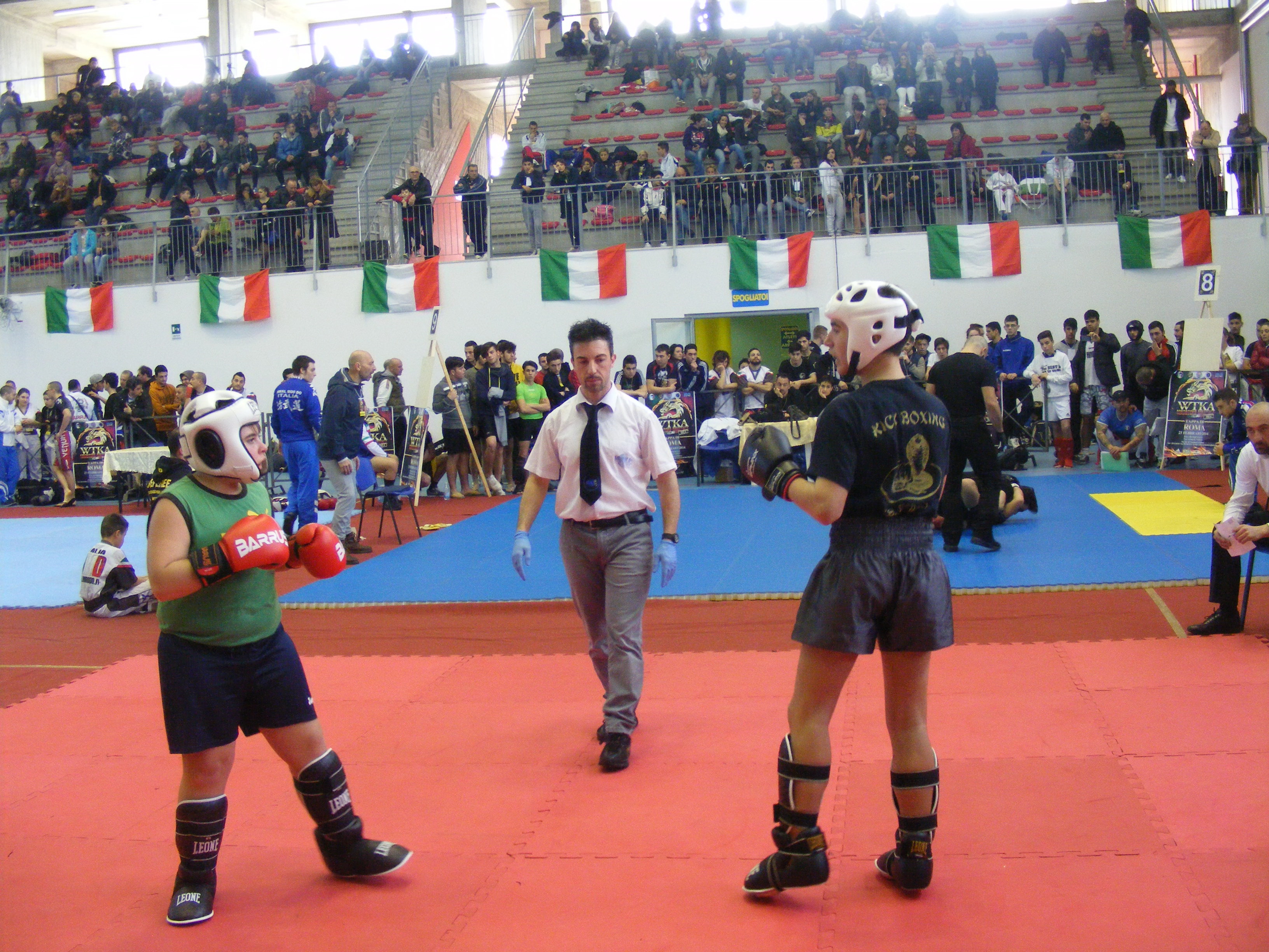 Velletri, bene gli atleti dell’As Kick Boxing Castelli Romani un_combattimento_di_kick_boxing