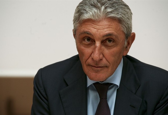 Antonio Bassolino ad Ariccia presenta Le Dolomiti di Napoli a_bassolino