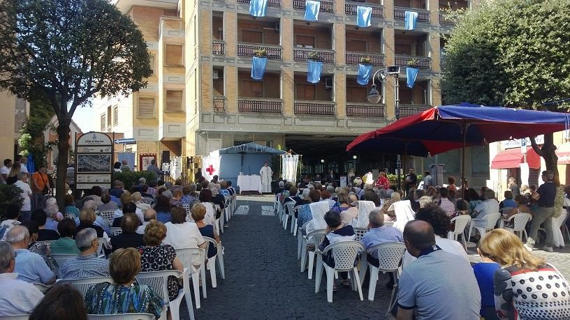 La tradizione di Marino si ritrova celebrando la Madonna de U Sassu messa