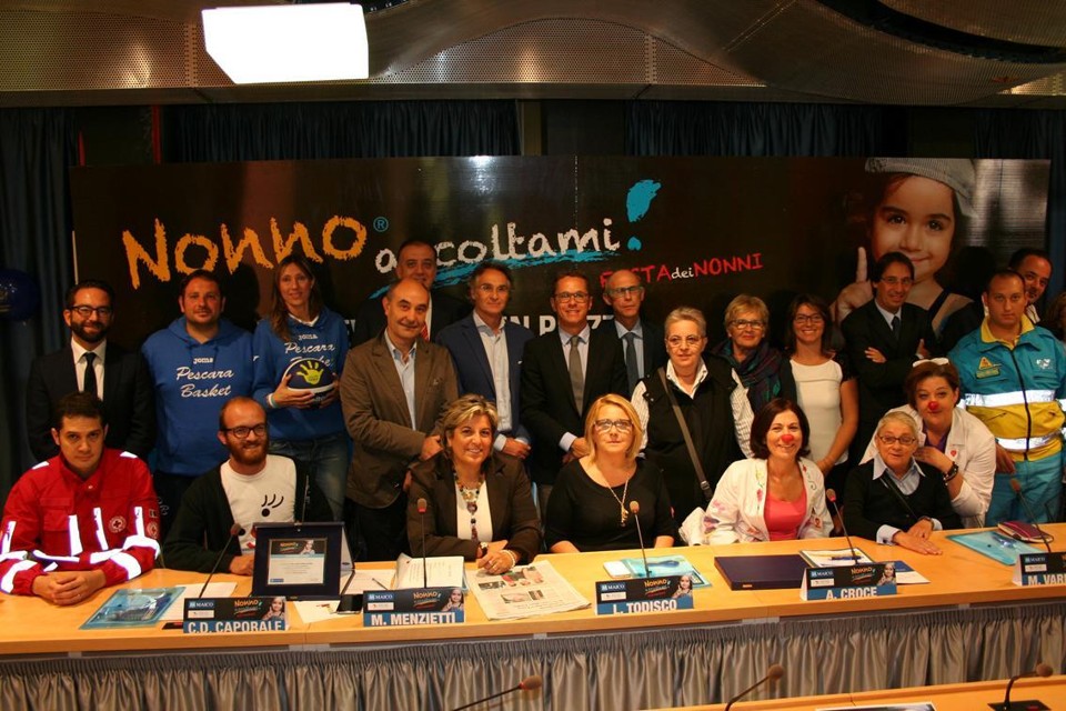 Albano Laziale aderisce alla campagna Nonno Ascoltami nonni