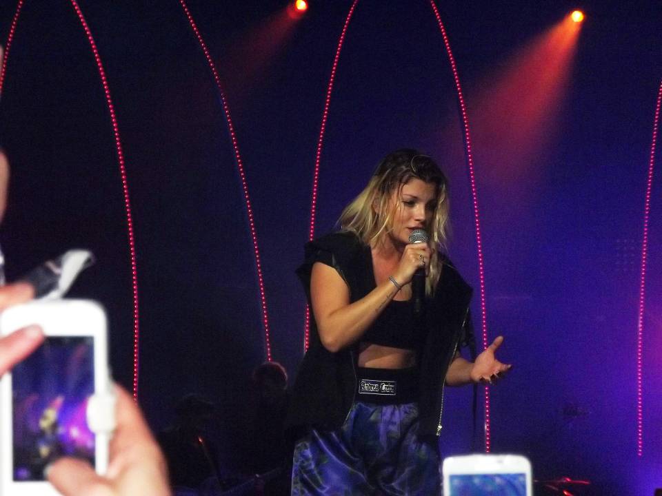 Emma Marrone in concerto al PalaLottomatica di Roma emma