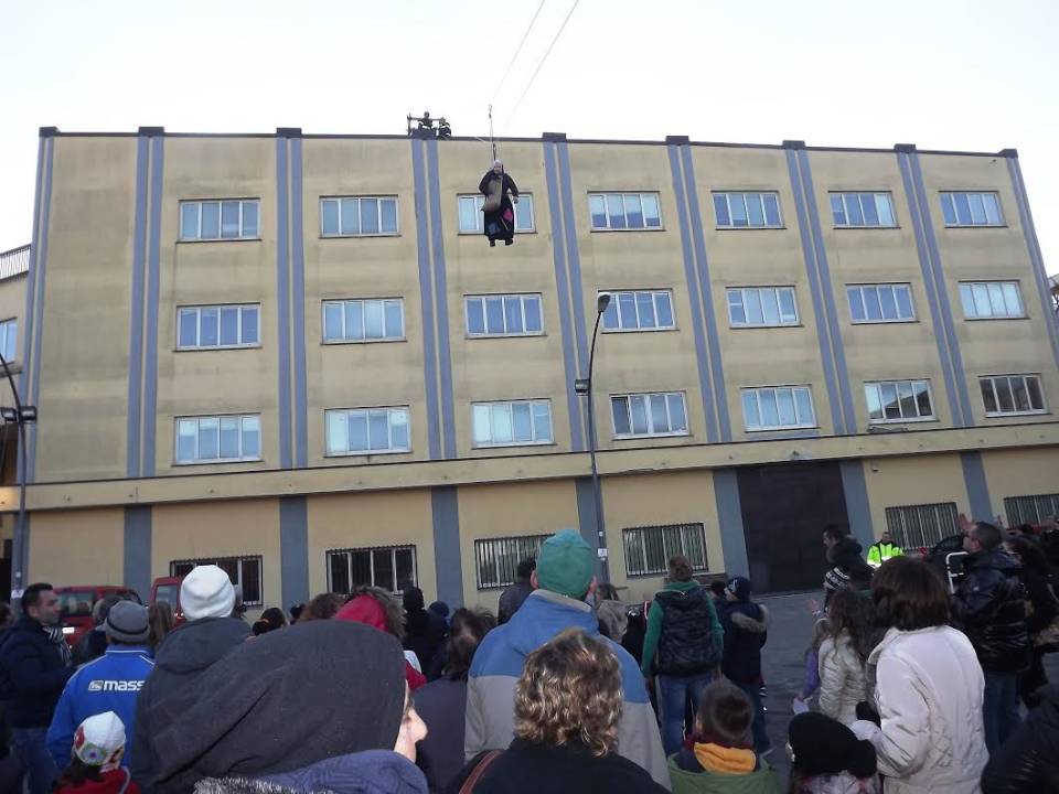 Lariano rinnova la tradizione della Befana e delle Pasquelle befana