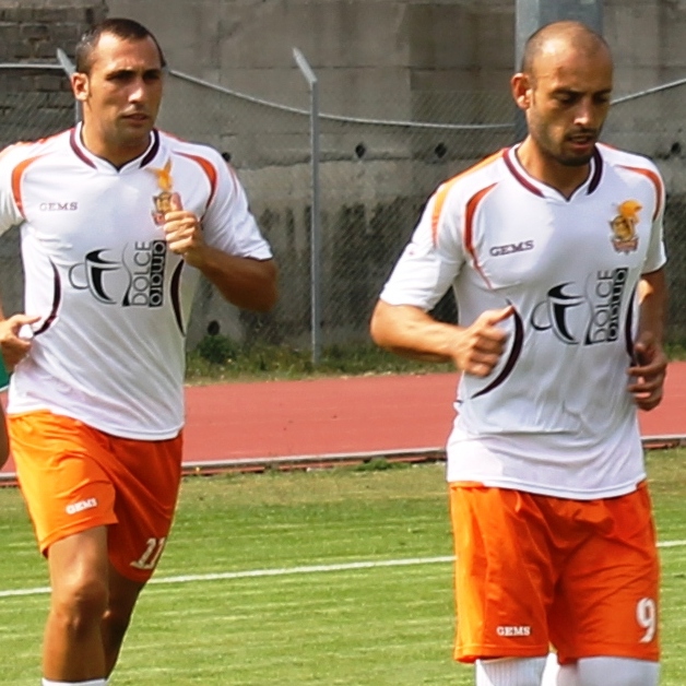 Pari esterno della Lupa Castelli a Budoni lupa