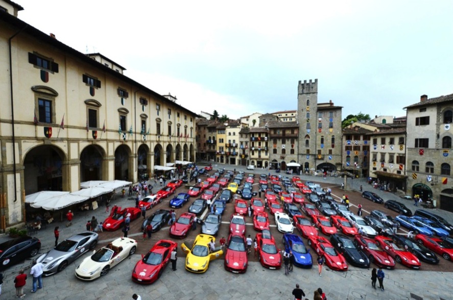 ferrari_cavalcade_2015-fotoarchivio