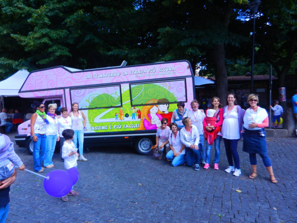 Partito da Genzano il camper delle mamme dei Castelli Romani associazioni