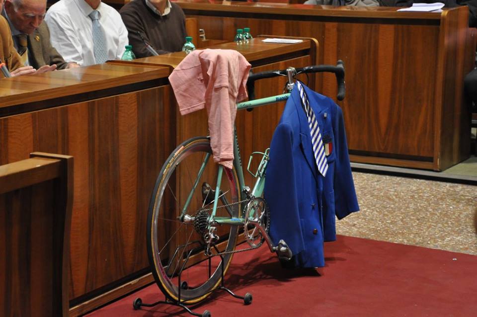 Albano si ferma per ricordare il ciclista Bruno Monti albanoricordabrunomonti