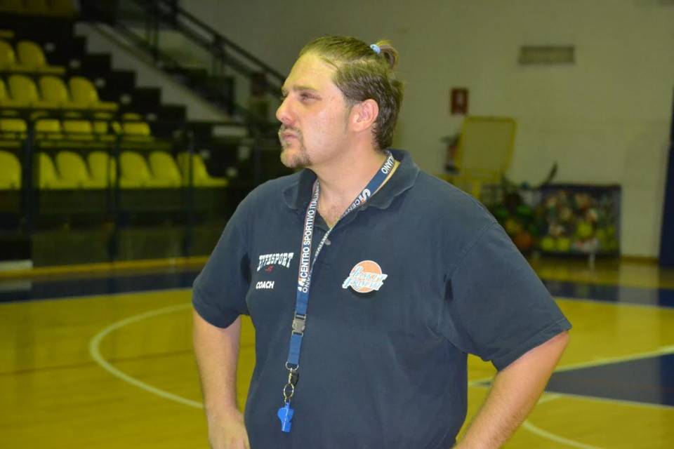 Scivolone del Basket Frascati contro St Charles mocci