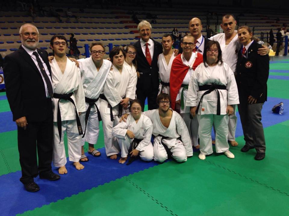 Asd Blue Team Club porta il karate per disabili a Pavona karate