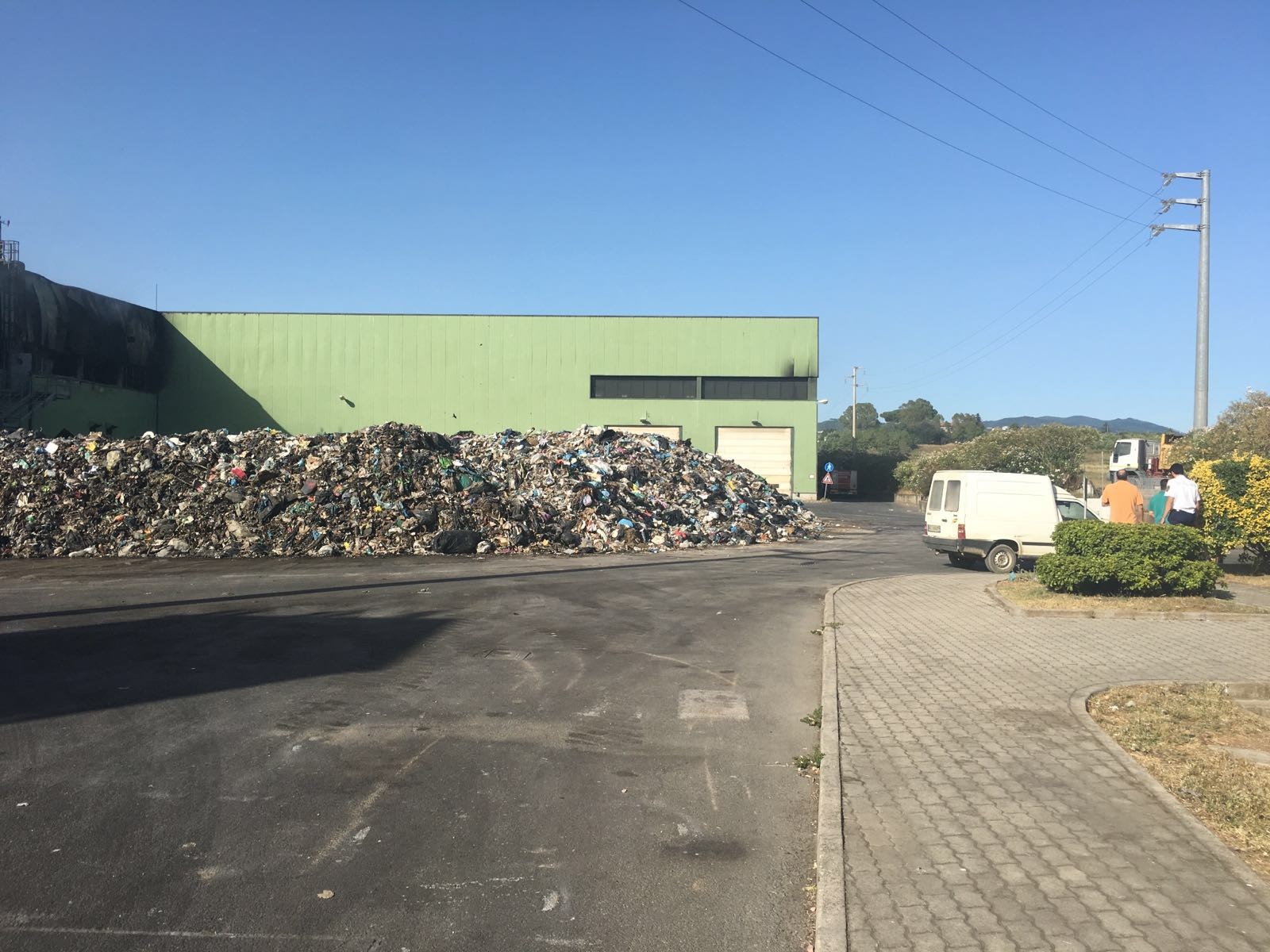 Alle 10 di fronte alla ex discarica di Roncigliano una manifestazione contro la riapertura discaricaroncigliano