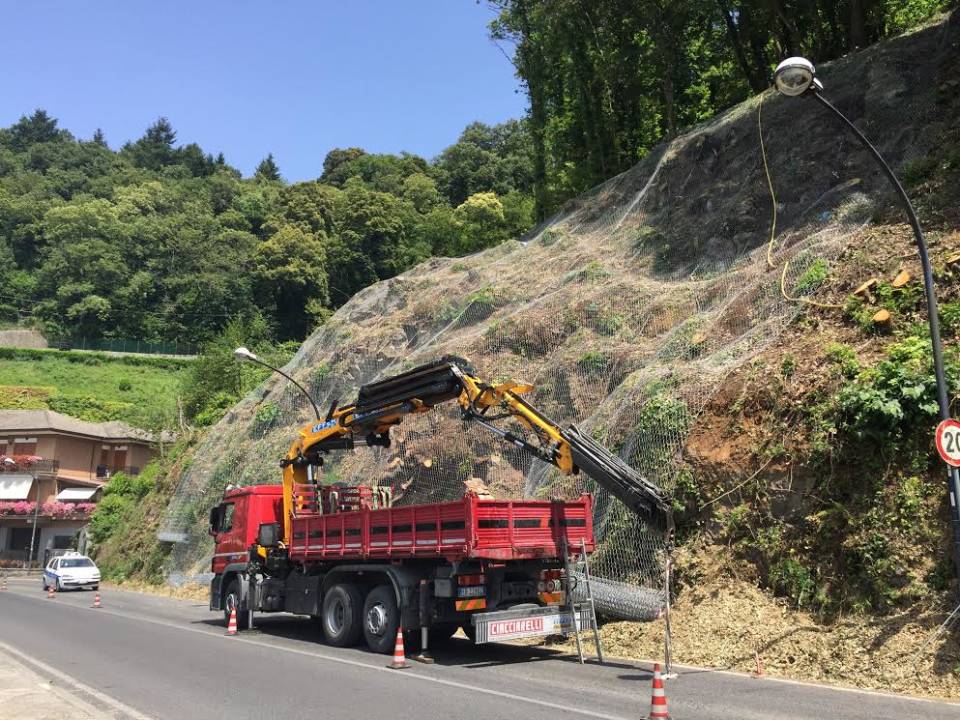 Lavori di messa in sicurezza e bonifica su Via Nemorense vianemorense