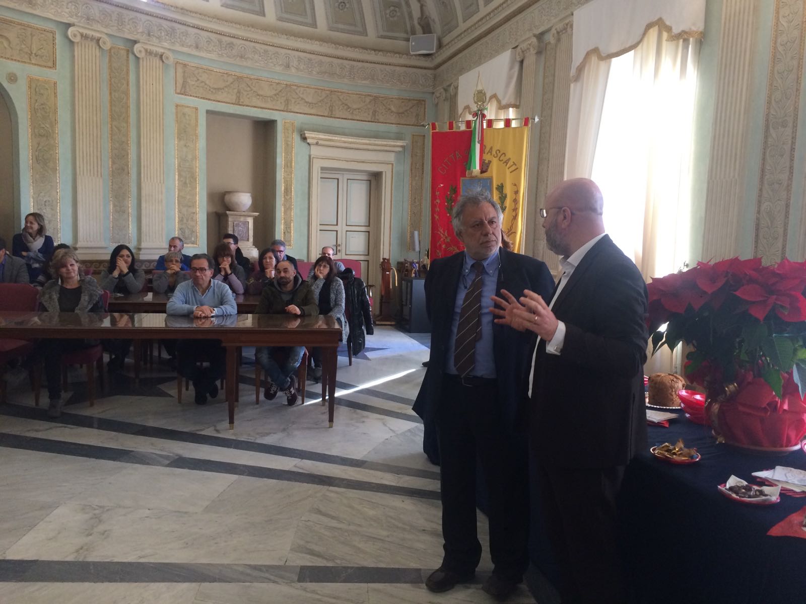 Frascati, gli auguri di Natale di Strati ai dipendenti comunali strati_auguri_natale