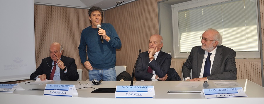 Nazionale cantanti, 500 mila euro al Bambino Gesù