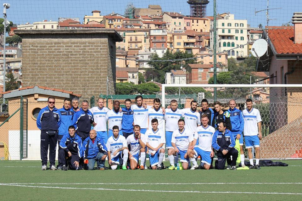 Ssd Colonna calcio, Szeker trascina la seconda categoria II_cat_colonna_calcio