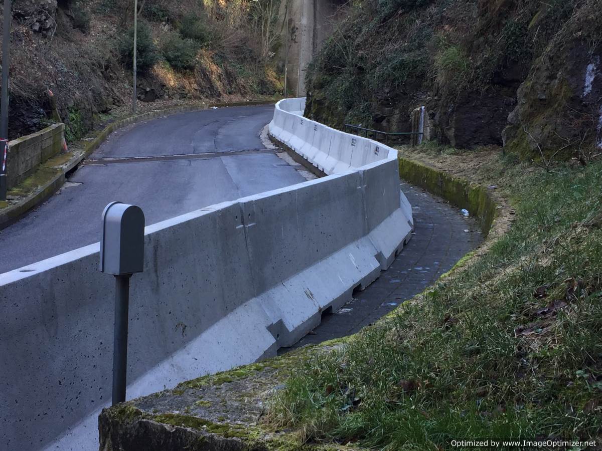 Interventi di messa in sicurezza sulla via Nemorense insicurezzanemorense