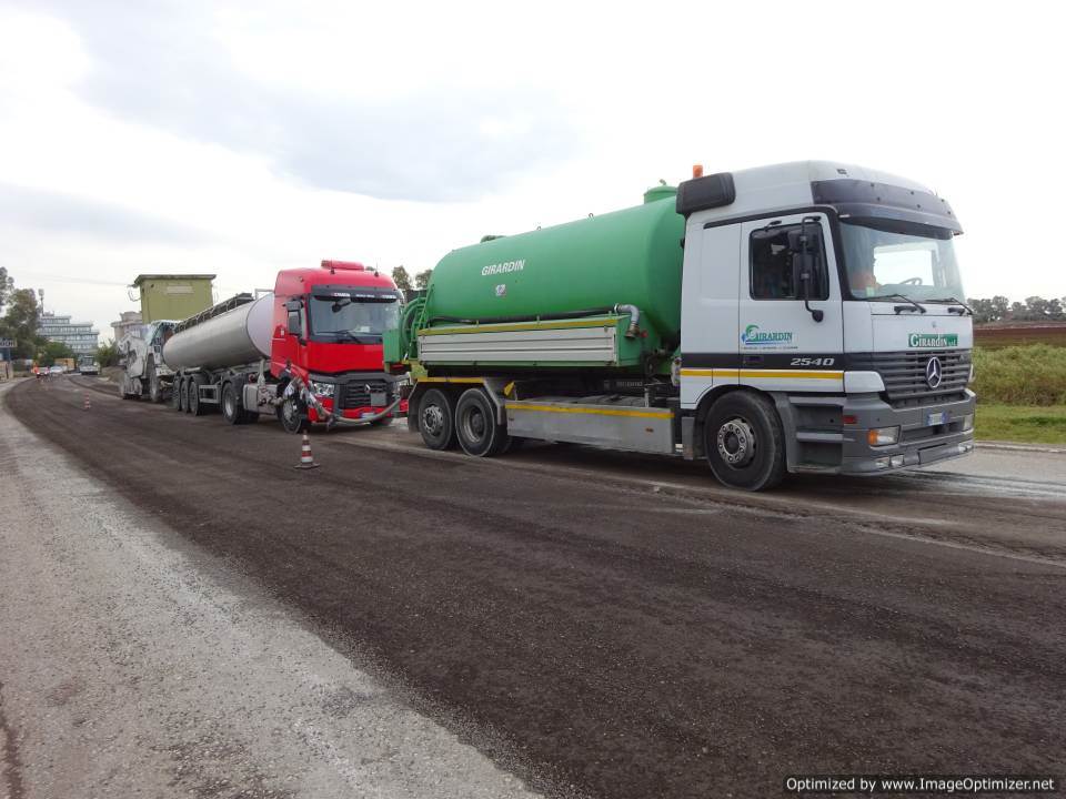 Zotta “Interventi di manutenzione nel primo tratto della Laurentina” sopralluogolaurentina