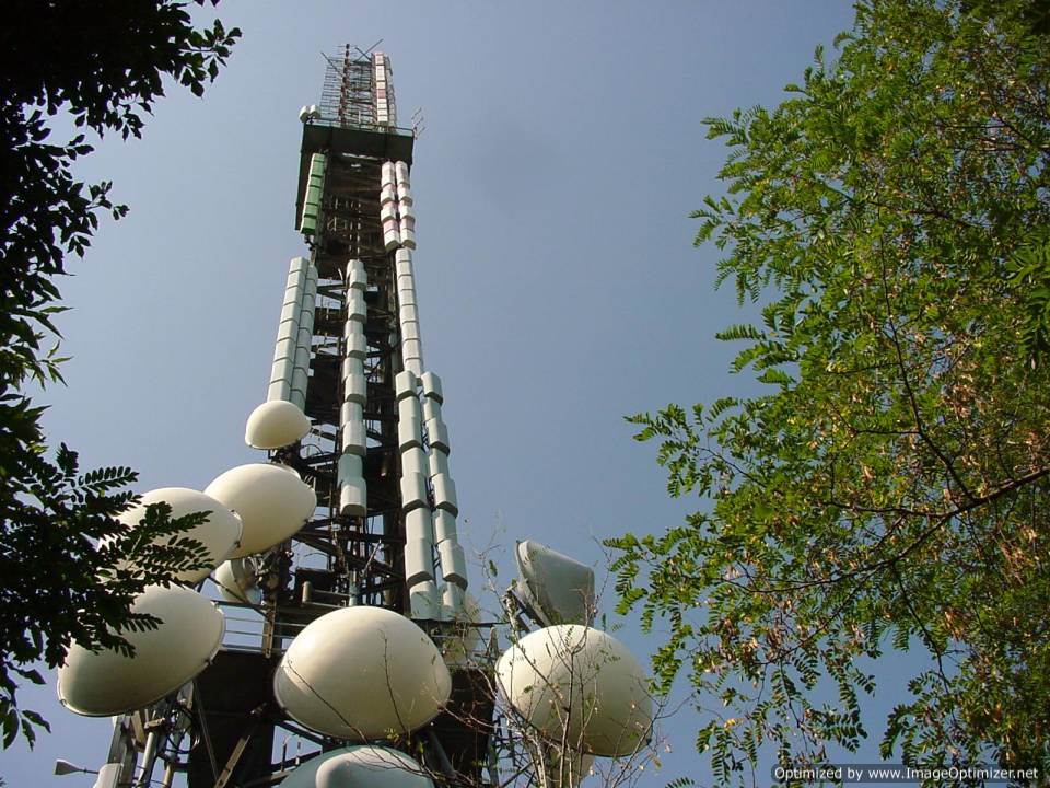 Assemblea contro la Cementificazione di Marino, Pci “intenzione buona” antenne