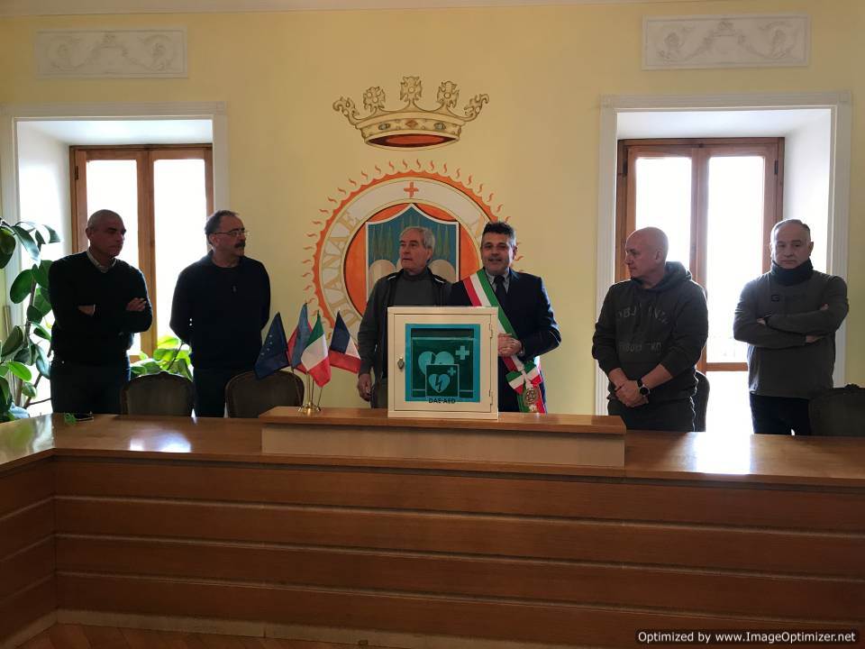Donato un defibrillatore al Comune di Nemi defibrillatorenemi