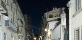 Auto si ribalta ad alta velocità al centro di Albano incidente