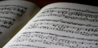 Per chi ti ha toccato il corpo con la mente ad Ariccia musica