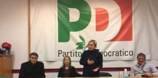 Piazzoni inaugura a Genzano il suo comitato elettorale La candidata alla Camera dei Deputati Ileana Piazzoni inaugura a Genzano di Roma, assieme a Roberto Morassut, il suo comitato elettorale