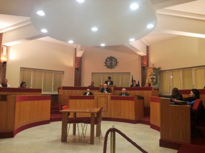 aula_consiliare_lariano