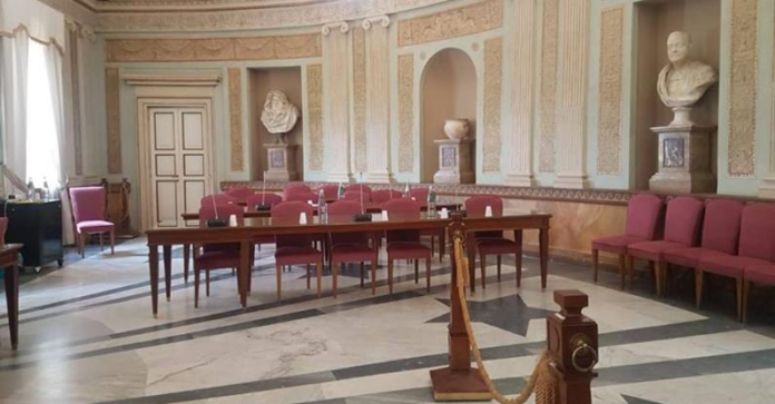 aula_vuota_consiglio_frascati_21_maggio_2018