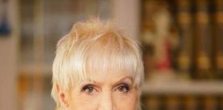 Rivoluzione animalista su gattino morto alla Muratella gatto