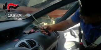 Topi d’appartamento fermati a Mazzano Romano arnesi