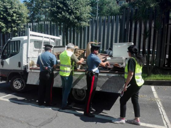 mezzo_rifiuti_sequestrato