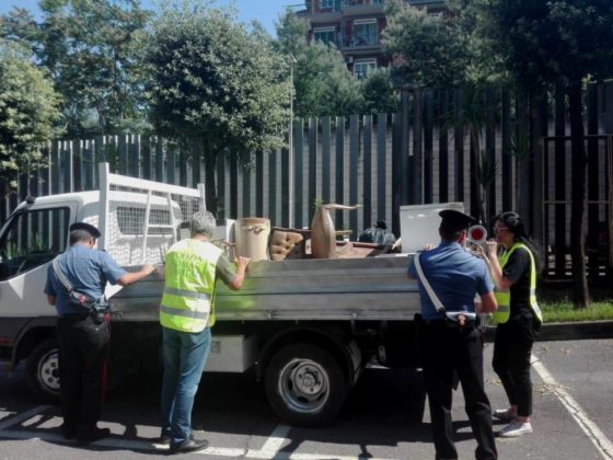 mezzo_rifiuti_sequestrato