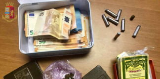 Arrestati due spacciatori segnalati con l’App You Pol romanina