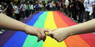 Figlia segregata dai genitori perchè lesbica gay_italia_tpi