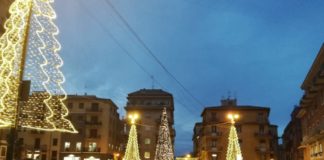 A Frascati le luminarie Natale 2018, la soddisfazione di Ambrosio e Lonzi albero