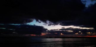 Tramonto, l’orizzonte mi ricorda ancora te tramonto