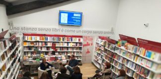 Lidia Ravera alla Mondadori di Genzano ravera_mondadori_genzano