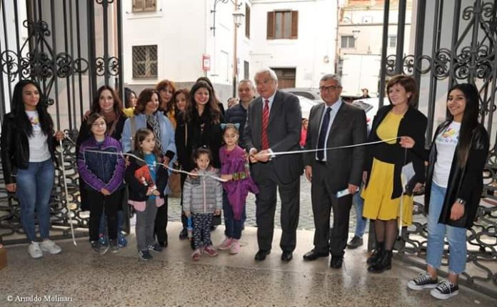 taglio_nastro_albano_in_libro