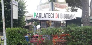 Marino, striscione su Bibbiano a Frattocchie bibbiano_frattocchie