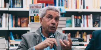 Padellaro alla Mondadori di Genzano padellaro