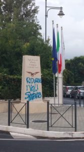 vandalismo_stele