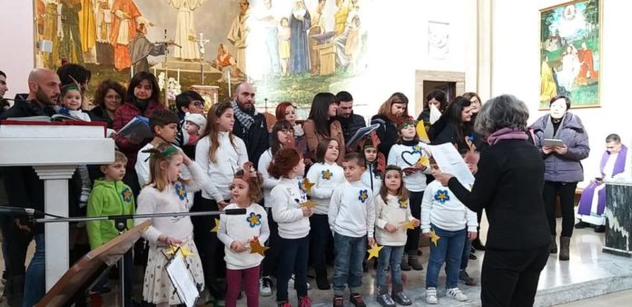 piccolo_coro_fiore_blu