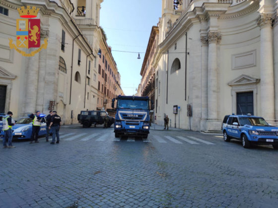 polizia_sanificazione_strade_roma